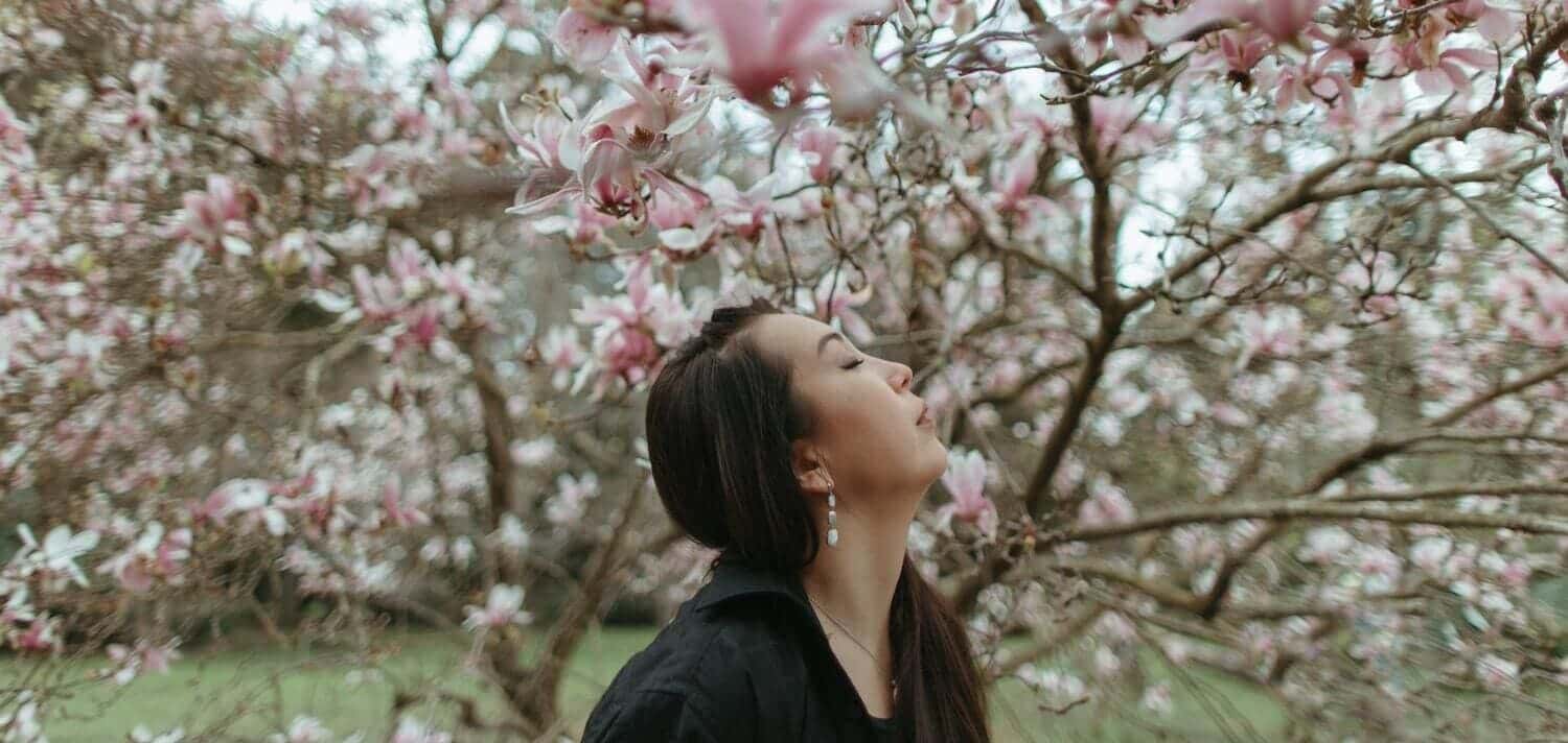 Top com os melhores perfumes de primavera para mulher